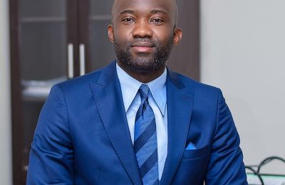 RDC – Sortie du Gouvernement d’Union Nationale : Yves Houssin Makela propose une thérapie [ Document ]