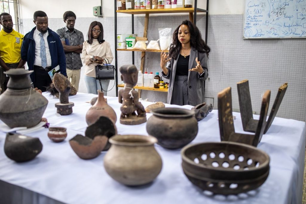 RDC | Le Département de Conservation – Restauration des œuvres d&rsquo;art de l&rsquo;Académie des Beaux-Arts suscite de l&rsquo;admiration [ Intégralité ]